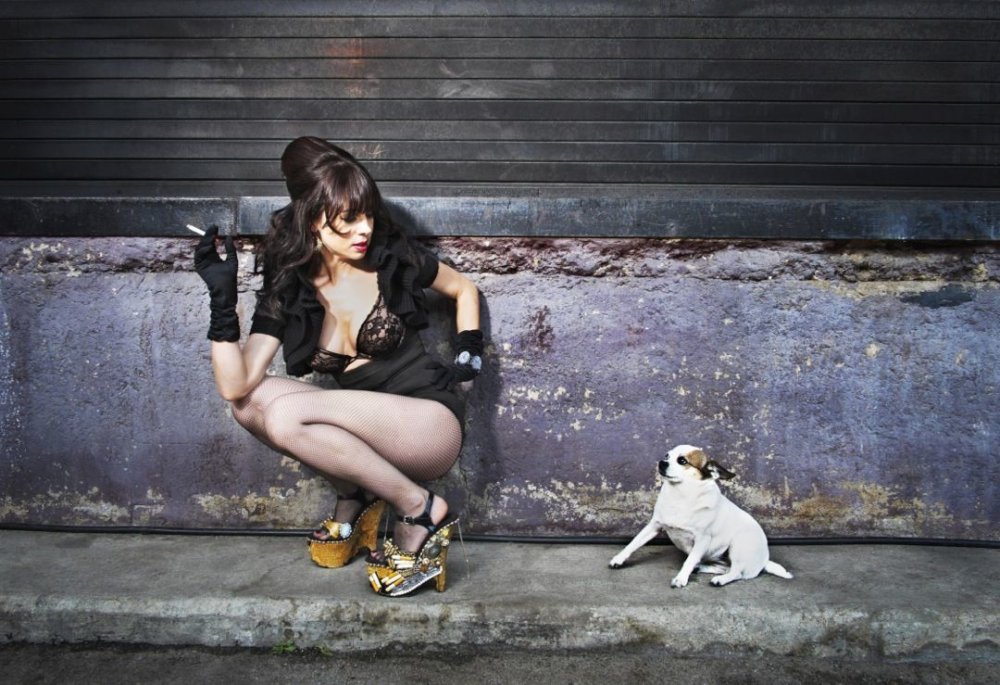 NATASHA LEGGERO Kopy type