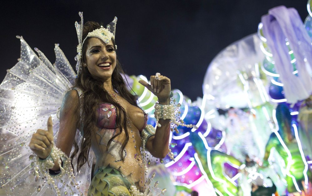 Carnival in Rio de Janeiro naked