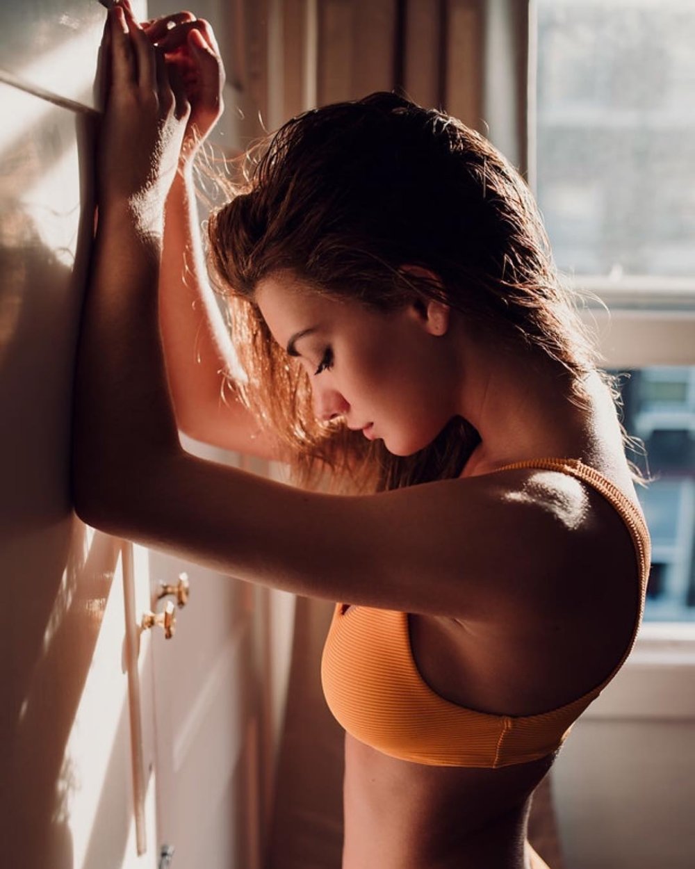 Alissa Ars with a photo shoot