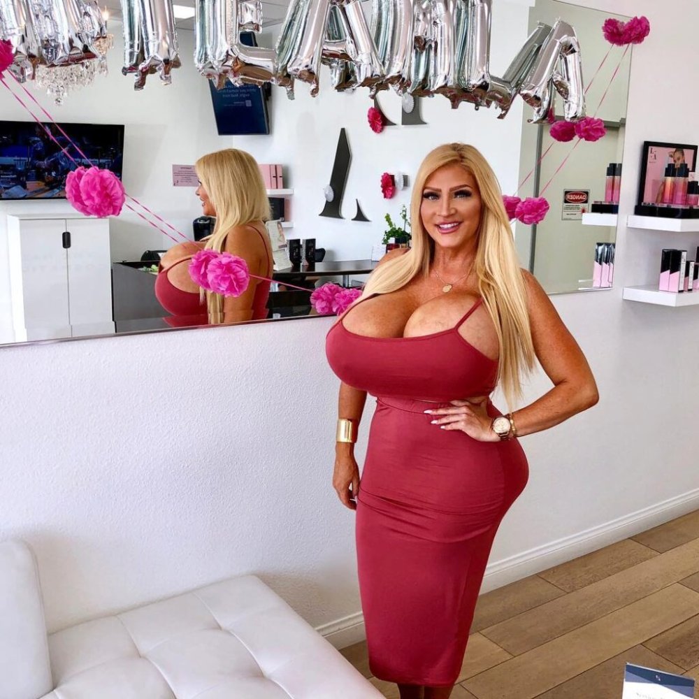 Allegra Cole
