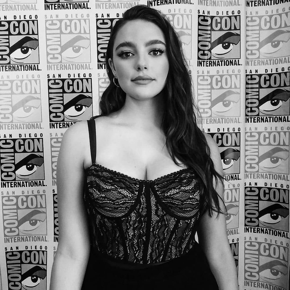 Daniel Rose Russell chest