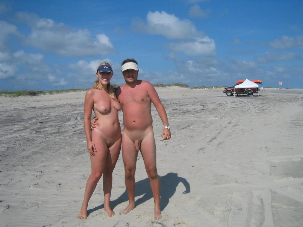 Family nudic beach