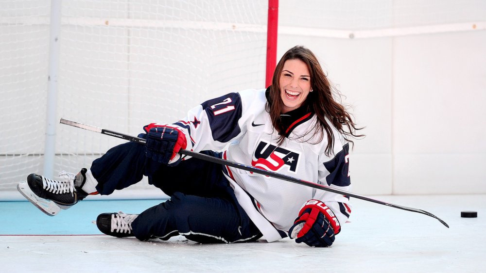 NHL fans Misa Kampo