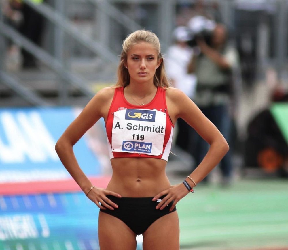 German runner Alice Schmidt