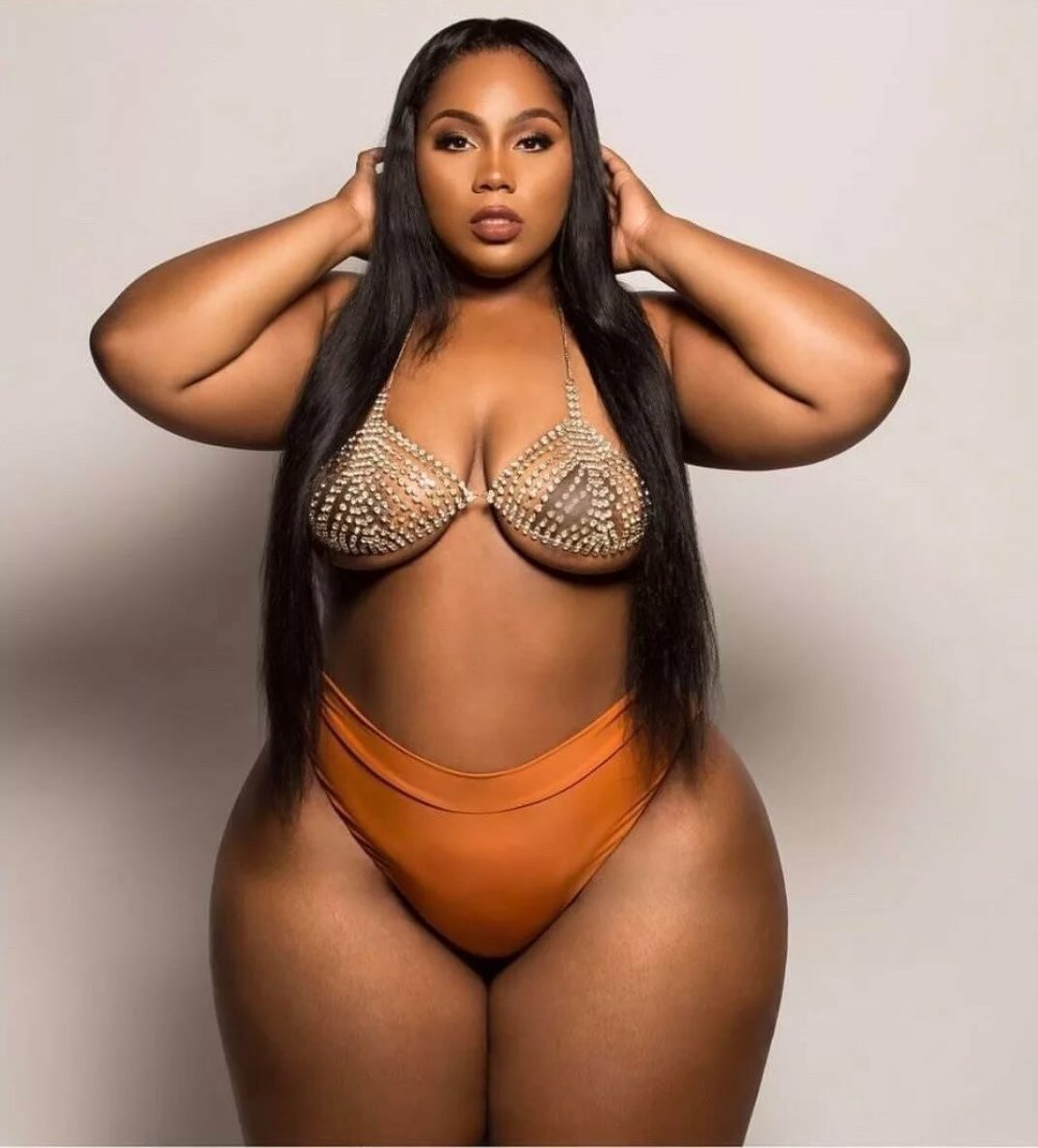 Juicy African American Selfies