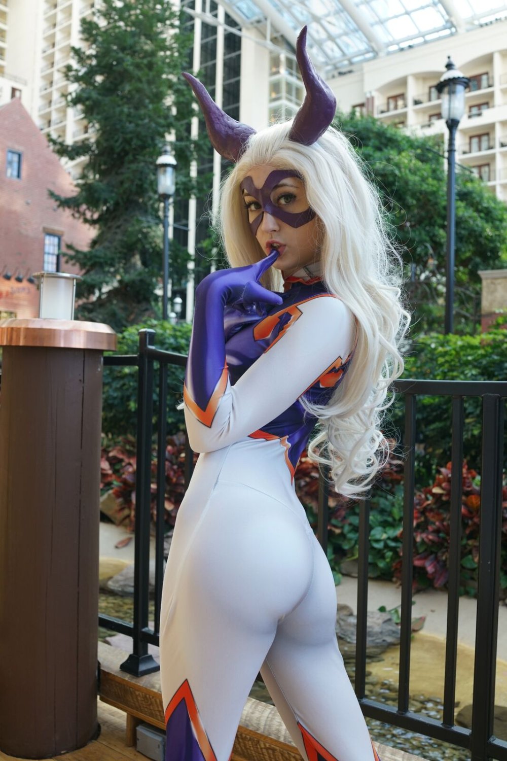 Big Tits cosplay girl