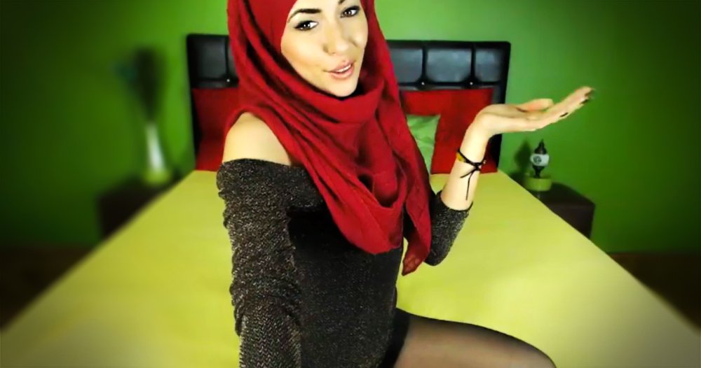 Arab with a big ass