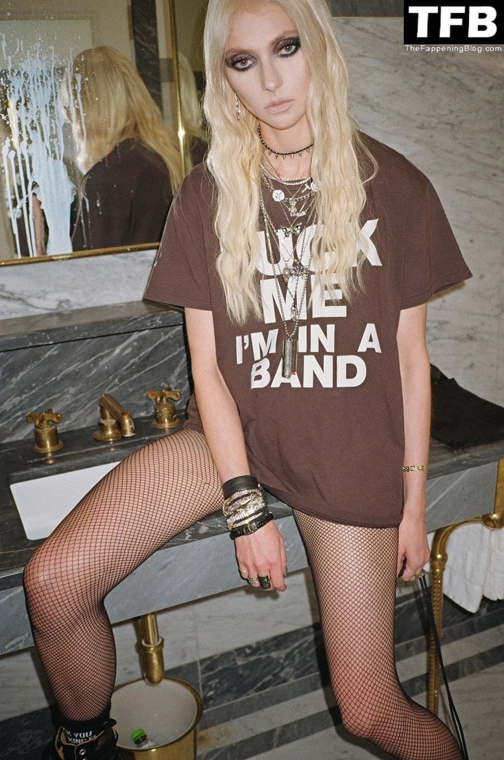 Taylor Momsen 25