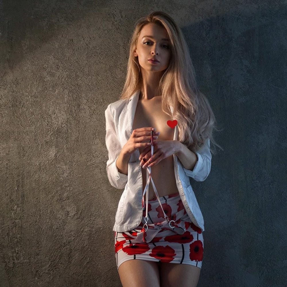 Anna Tsaralung Model