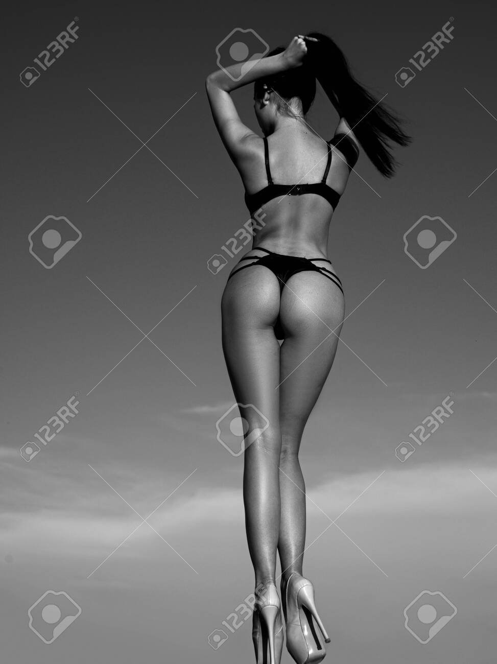 Fat naked women with cellulite