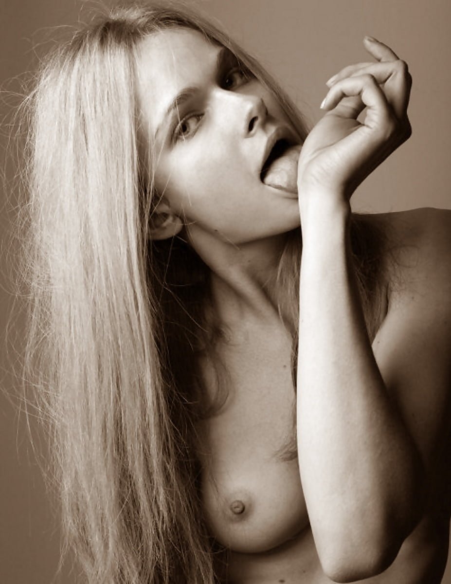 Karolina Mrozkova xxx Eros