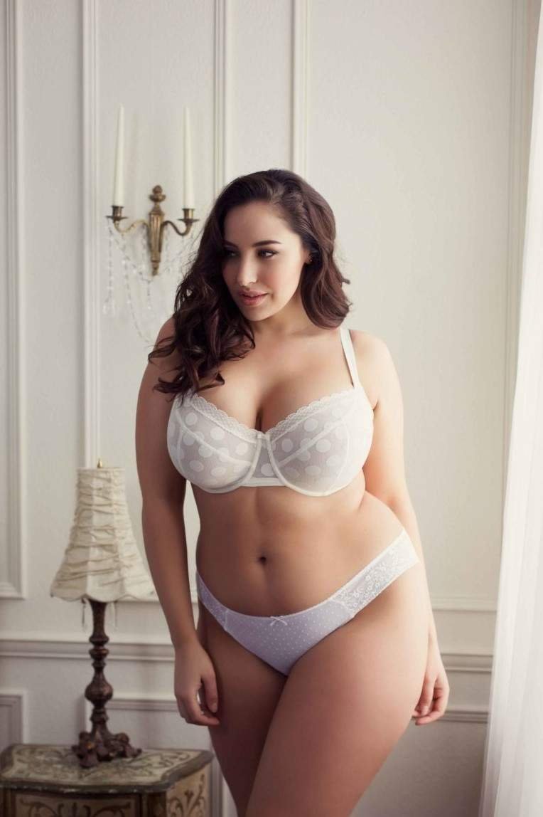 Sexy Curvey Women