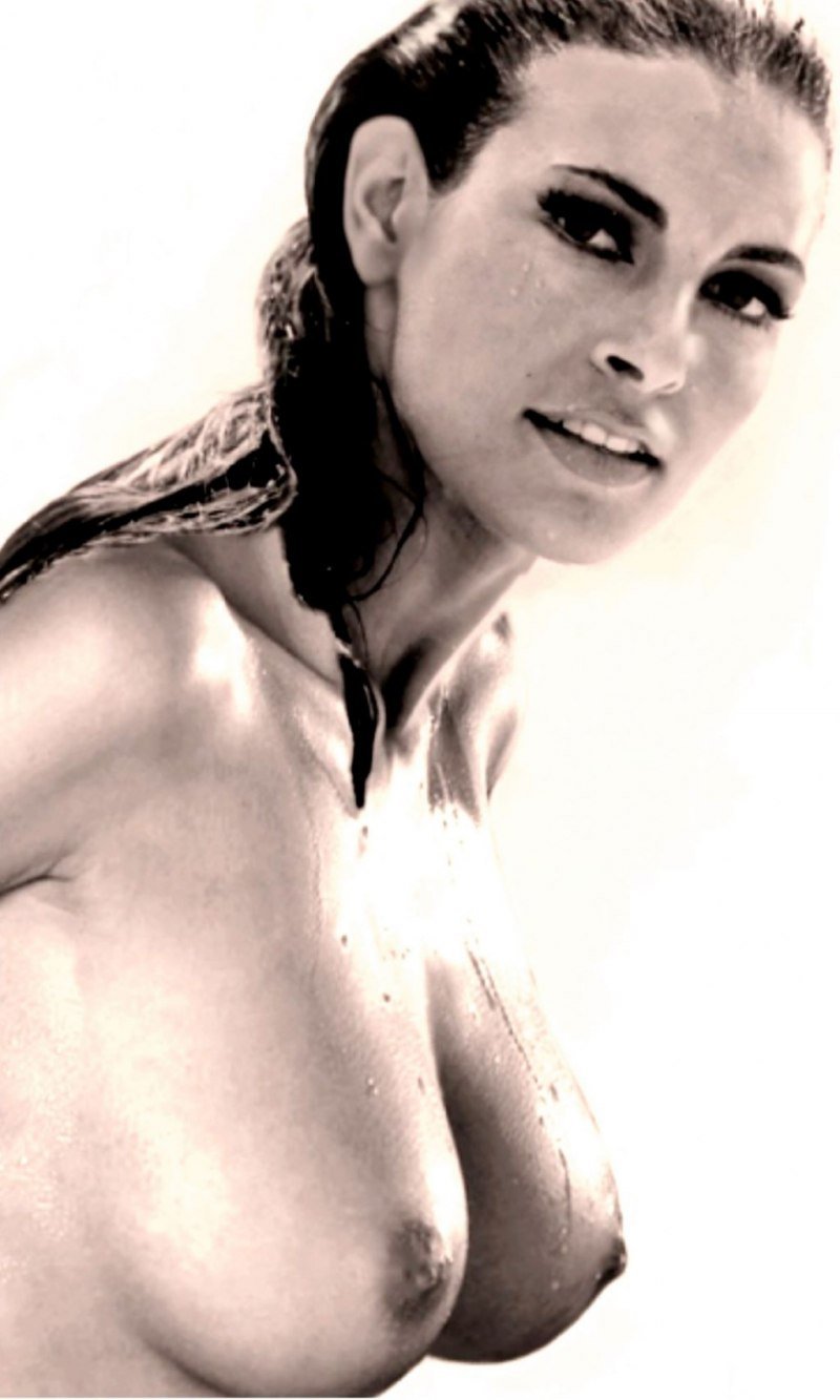 Porn actress Rakel Welch