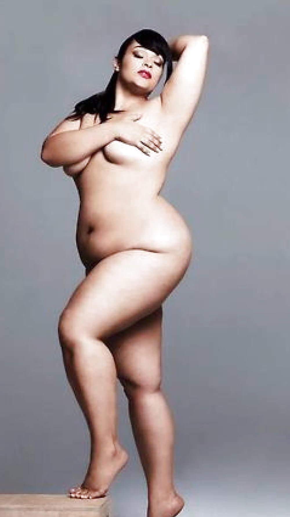 Tara Lynn Model Plus Saiz Naked