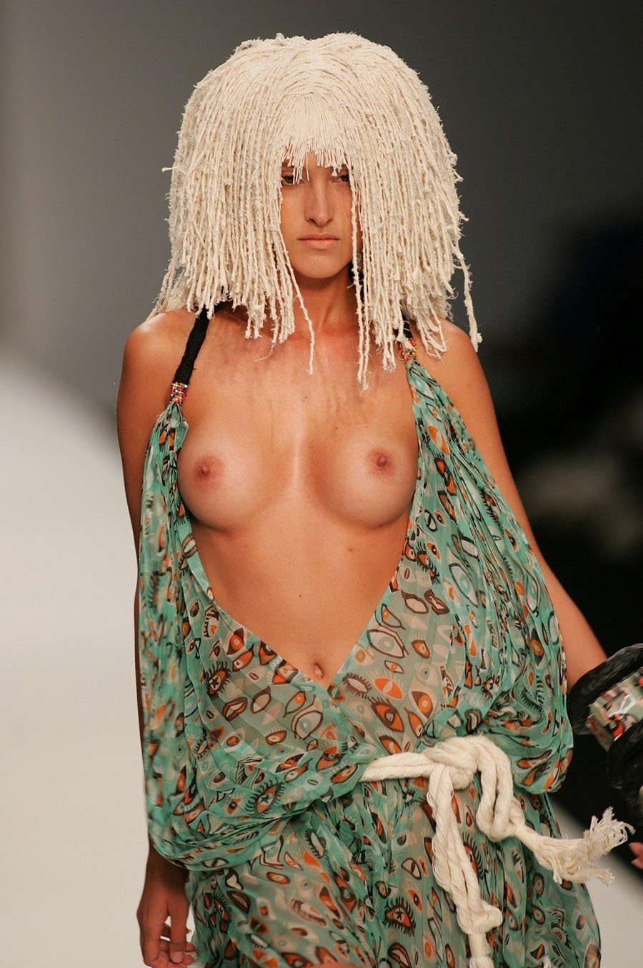 Charlie Le Minda Charlie Le NakeD