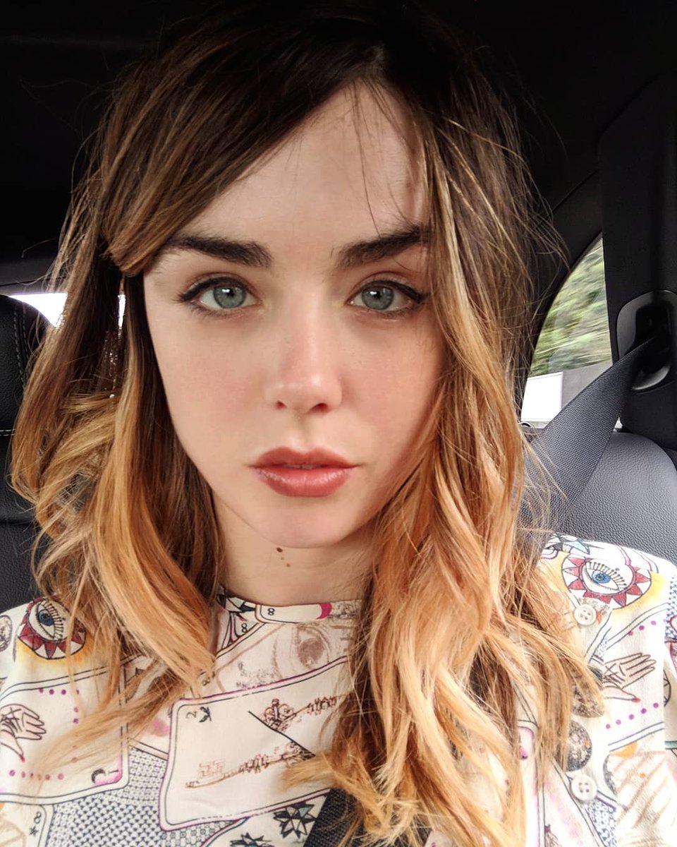 Danielle K Sharp