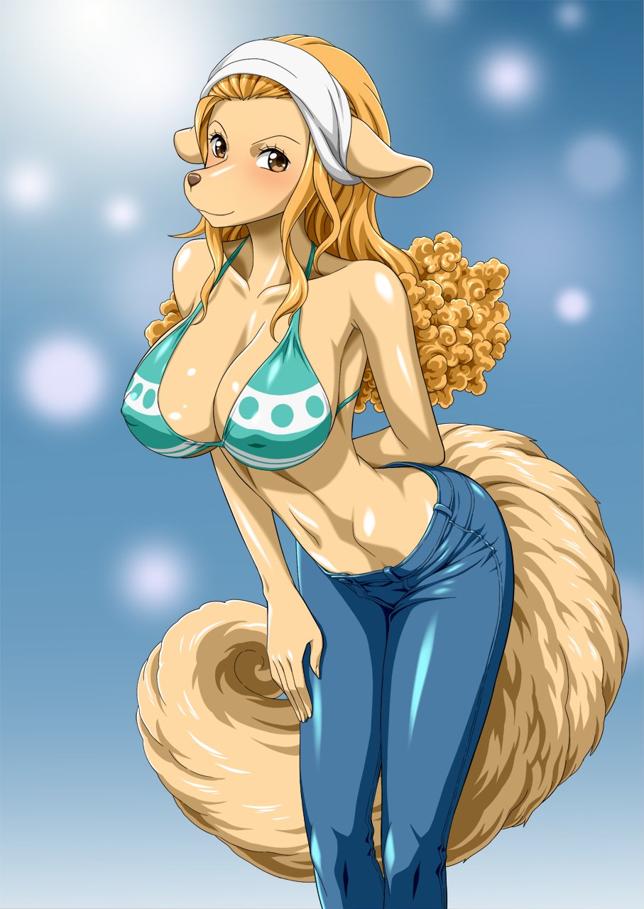 Van Pis Viola in a swimsuit