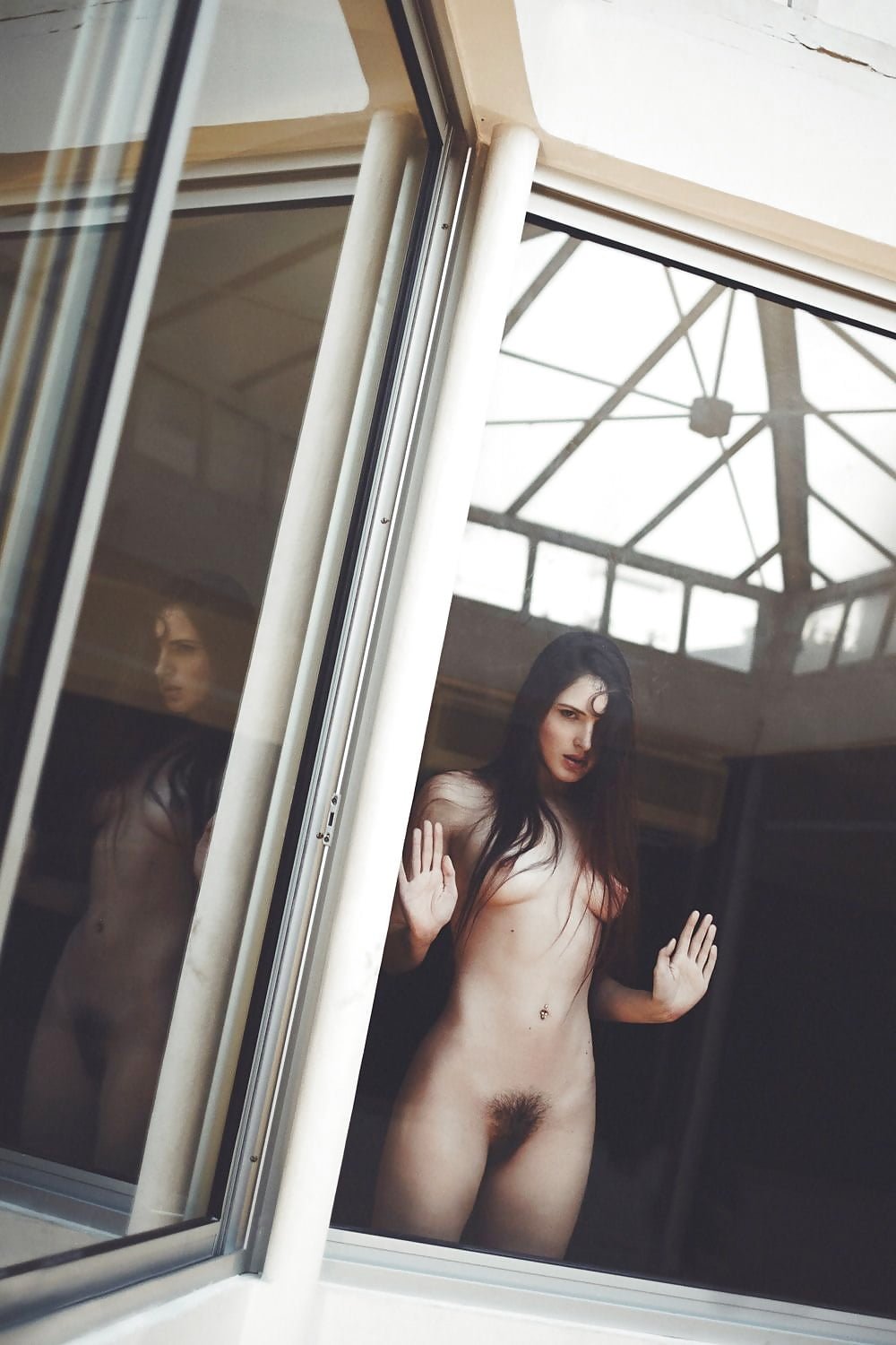 Frenchwoman Naked balcony