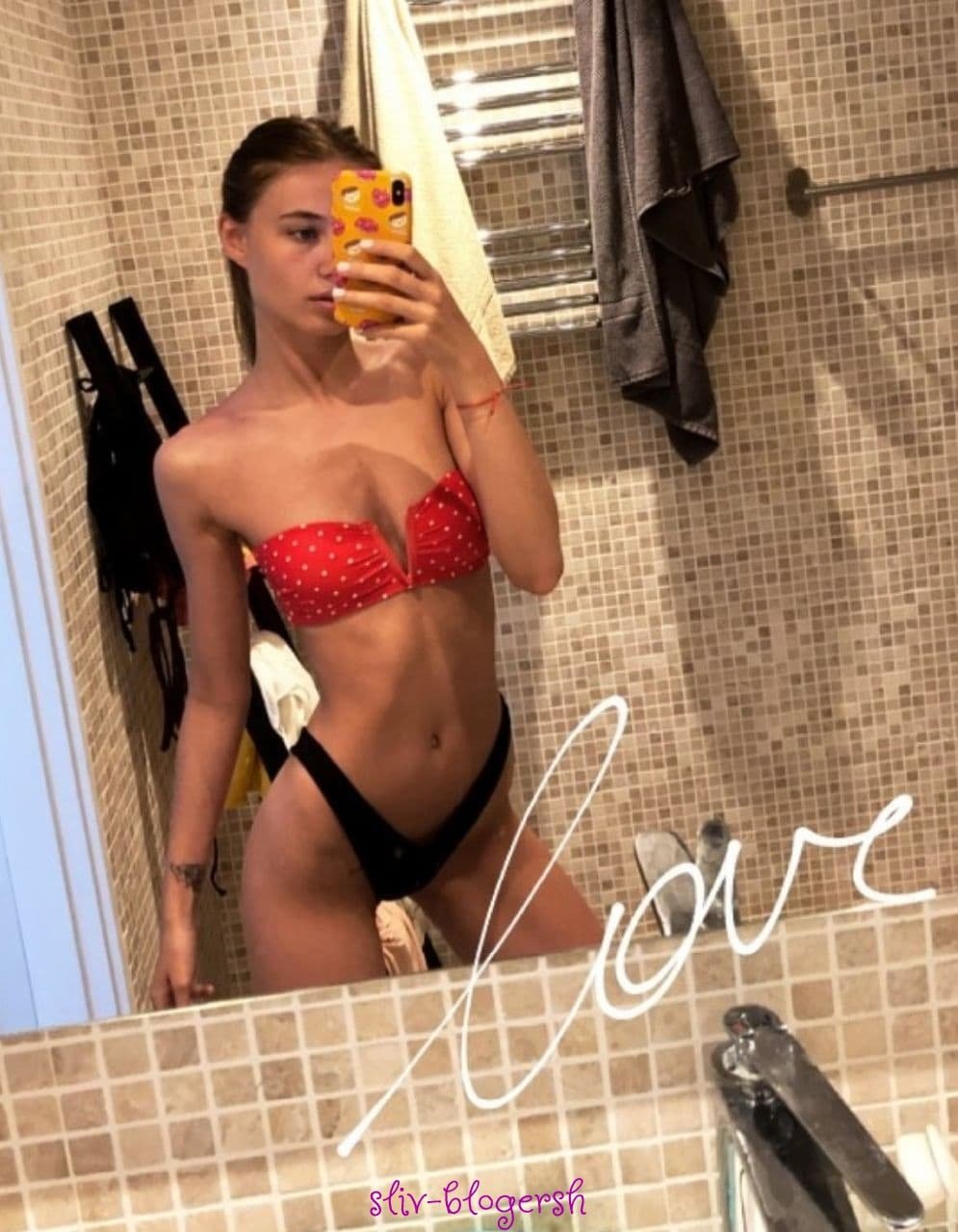 Elizabeth Vasilenko Instagram