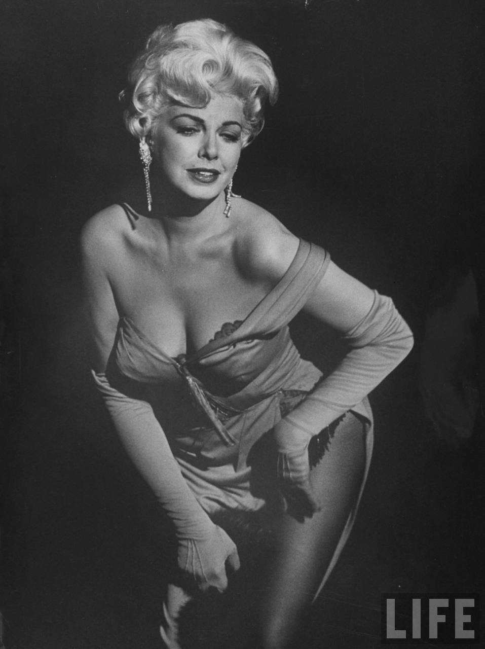 Actress Barbara Nichols