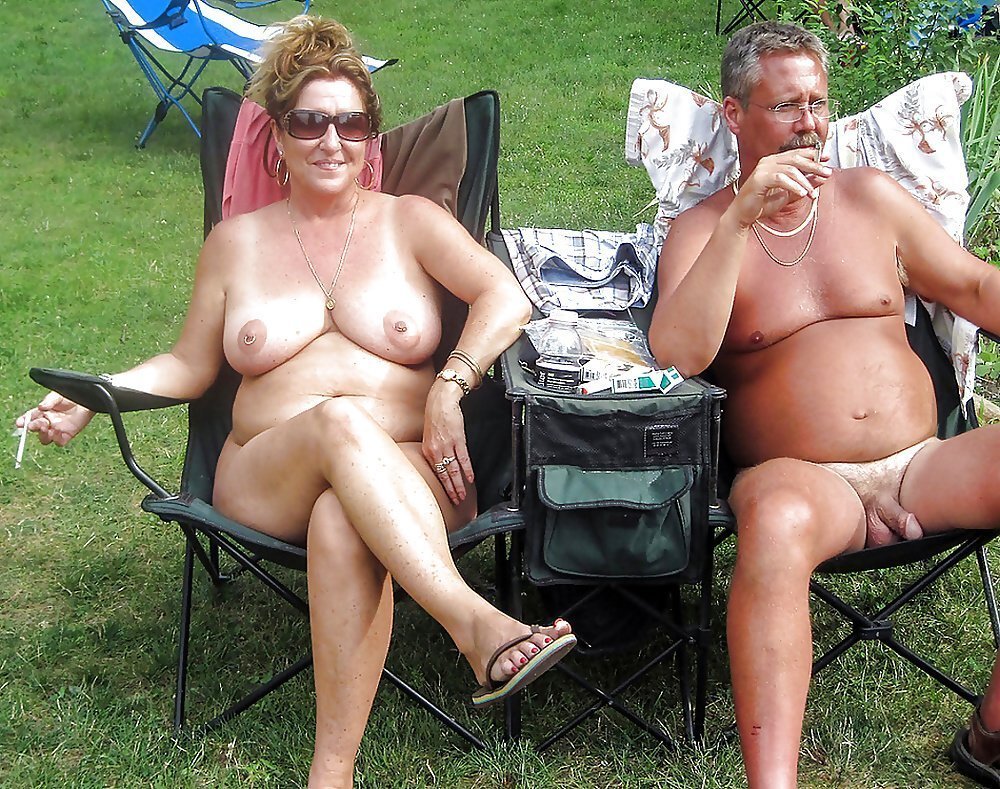 Naked women retro nudist