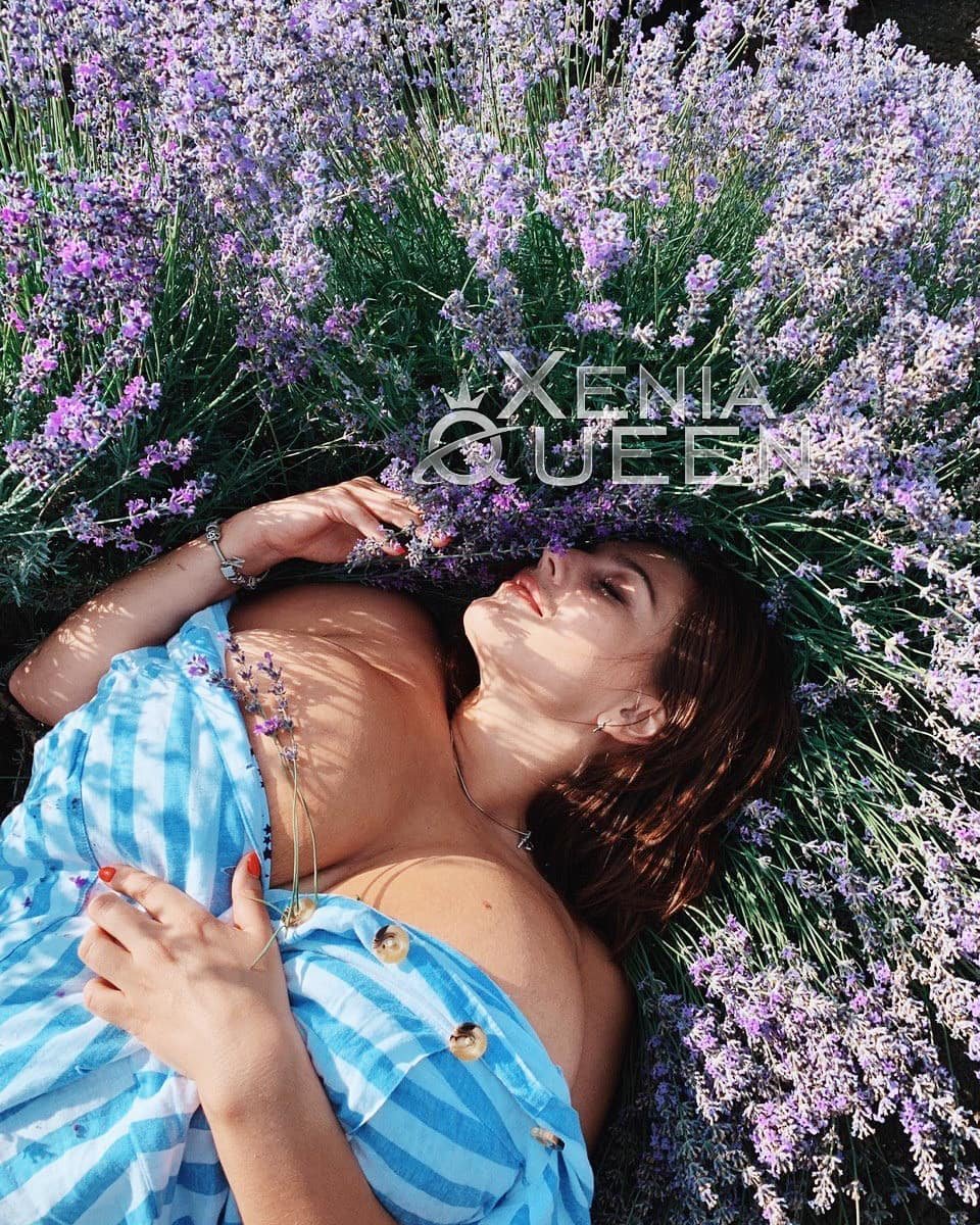 Xenia Queen Queen