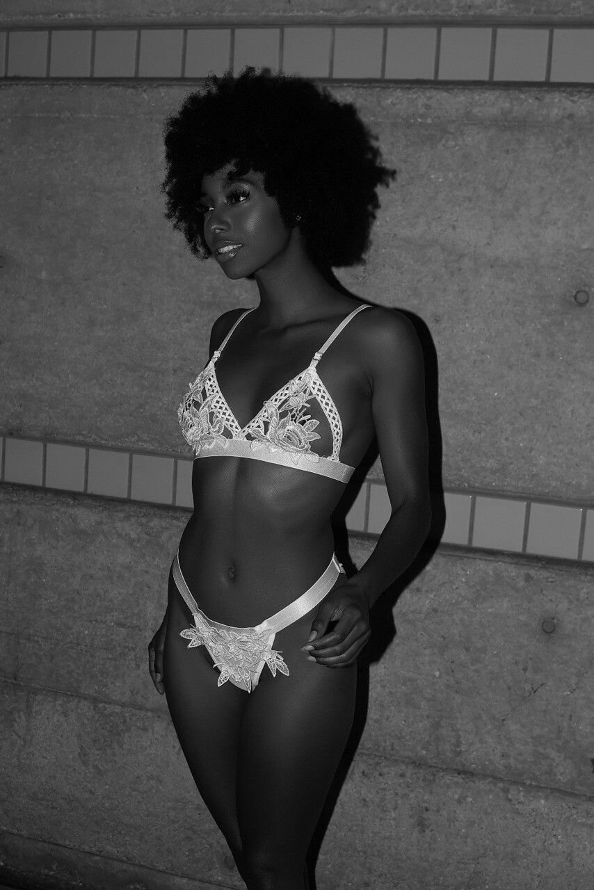 Negro underwear of large sizes