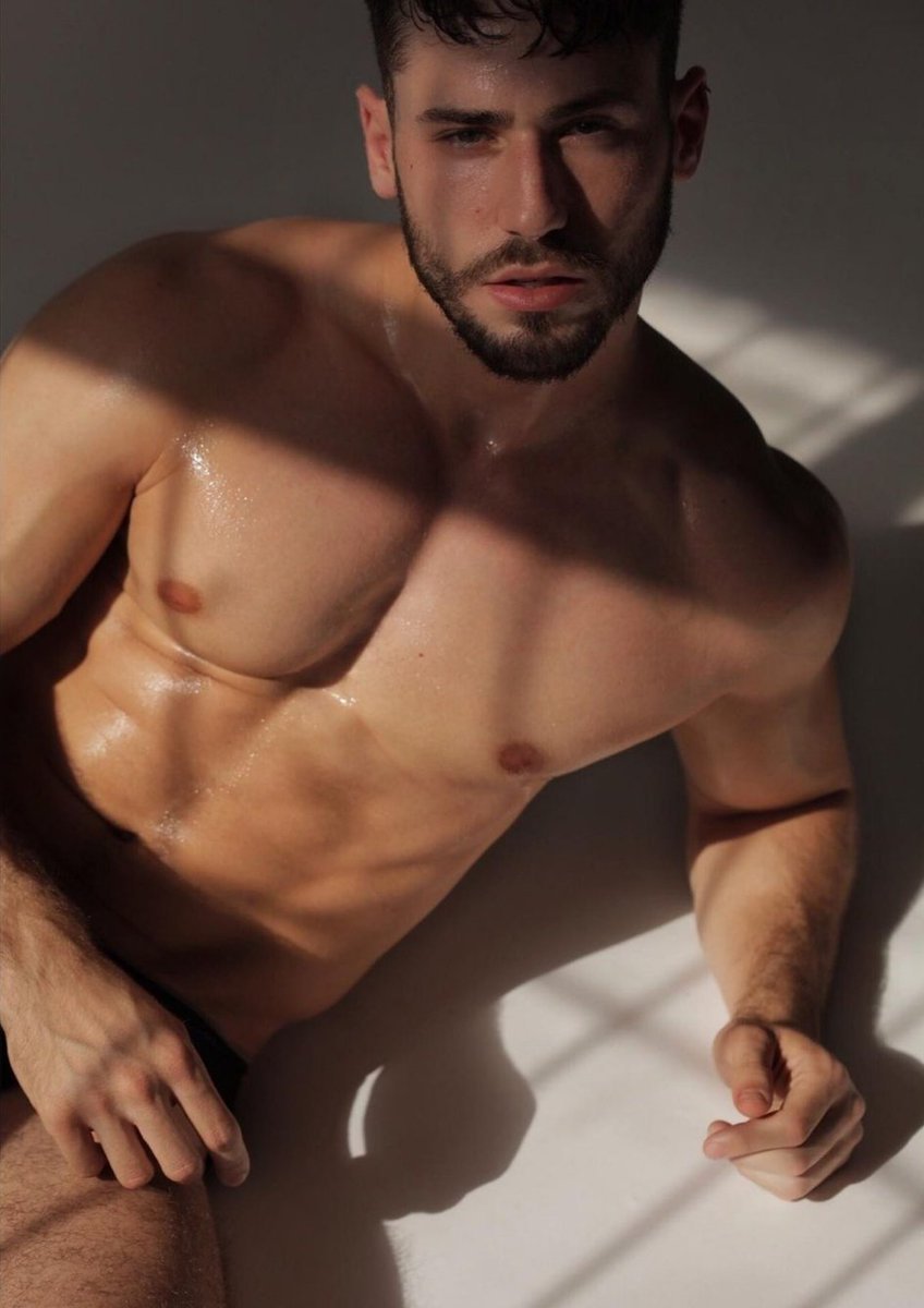 The most beautiful naked guys