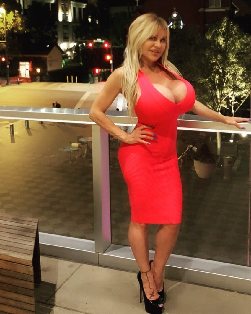 Jordan Carver in tight