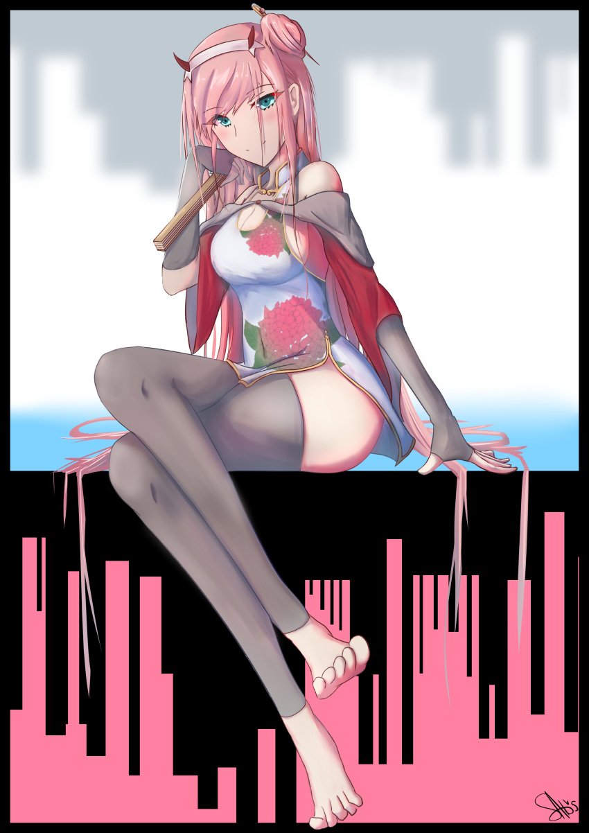 Zero Tu in the Oppai swimsuit