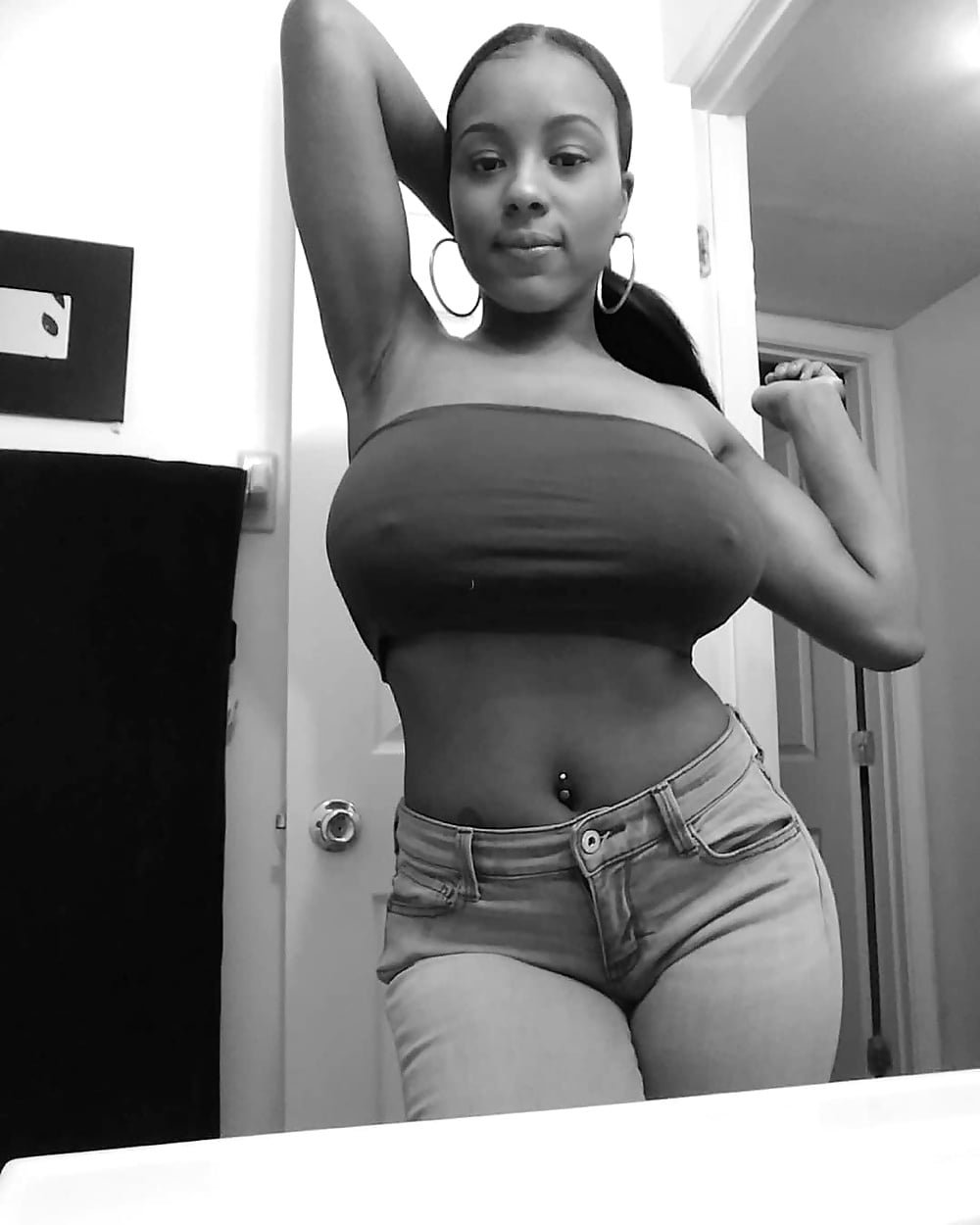 Alexxus Marie