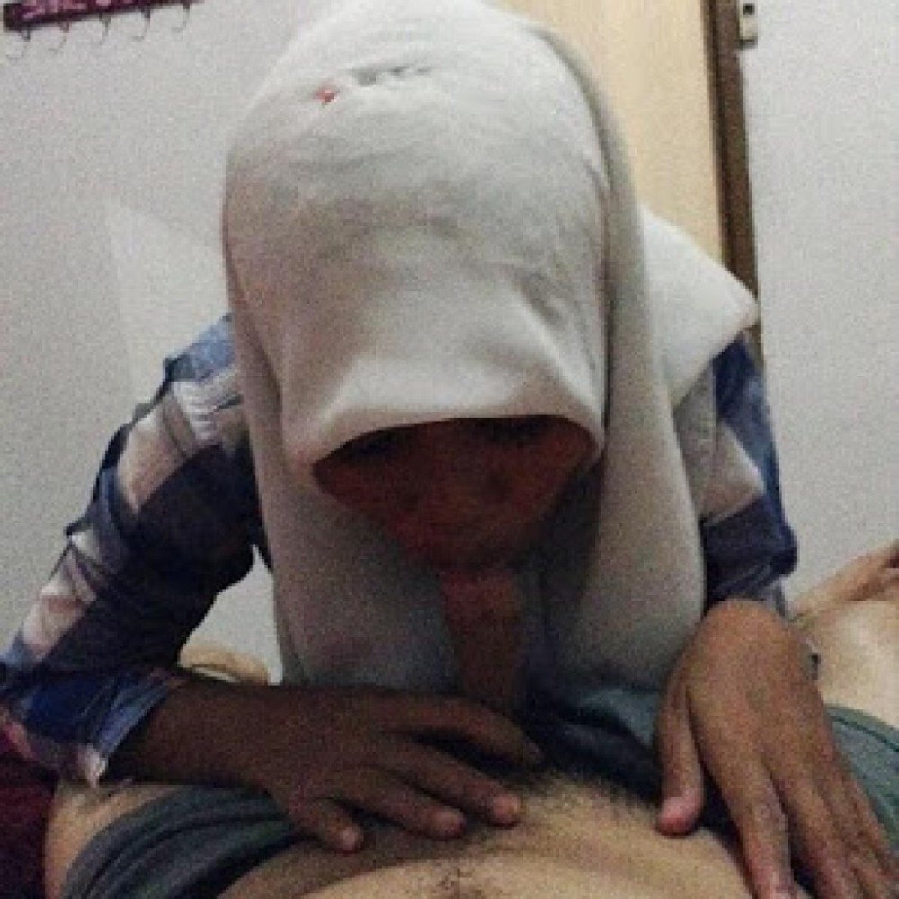 Bella almira Faked Hijab Jilbab Tudung Muslim Jilaber Hijaber XXX