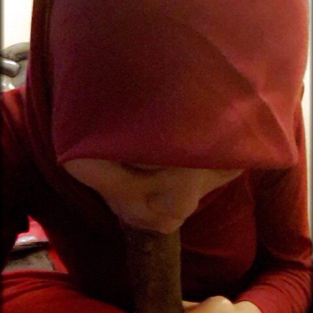 Dunettes in a hijab amateur
