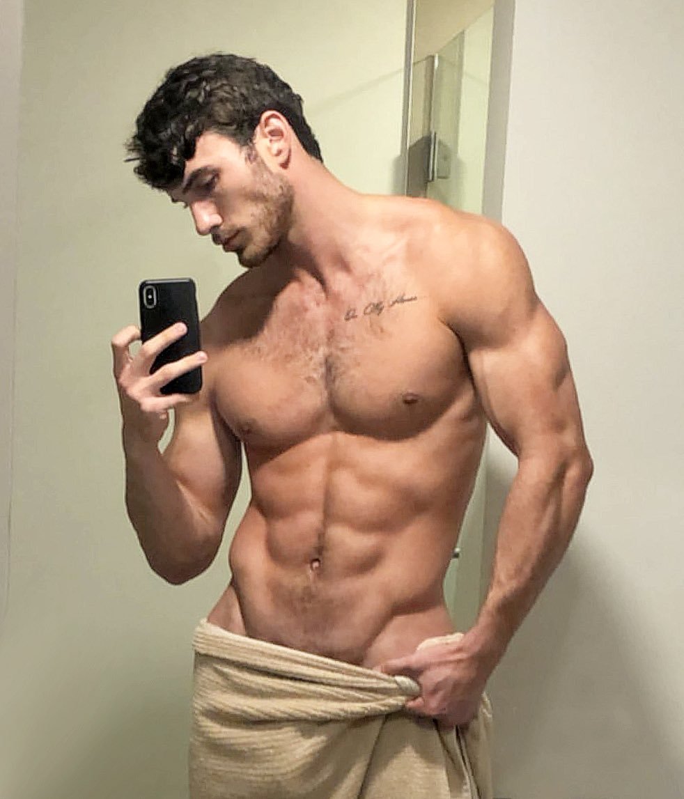 Michael Yerger Nude