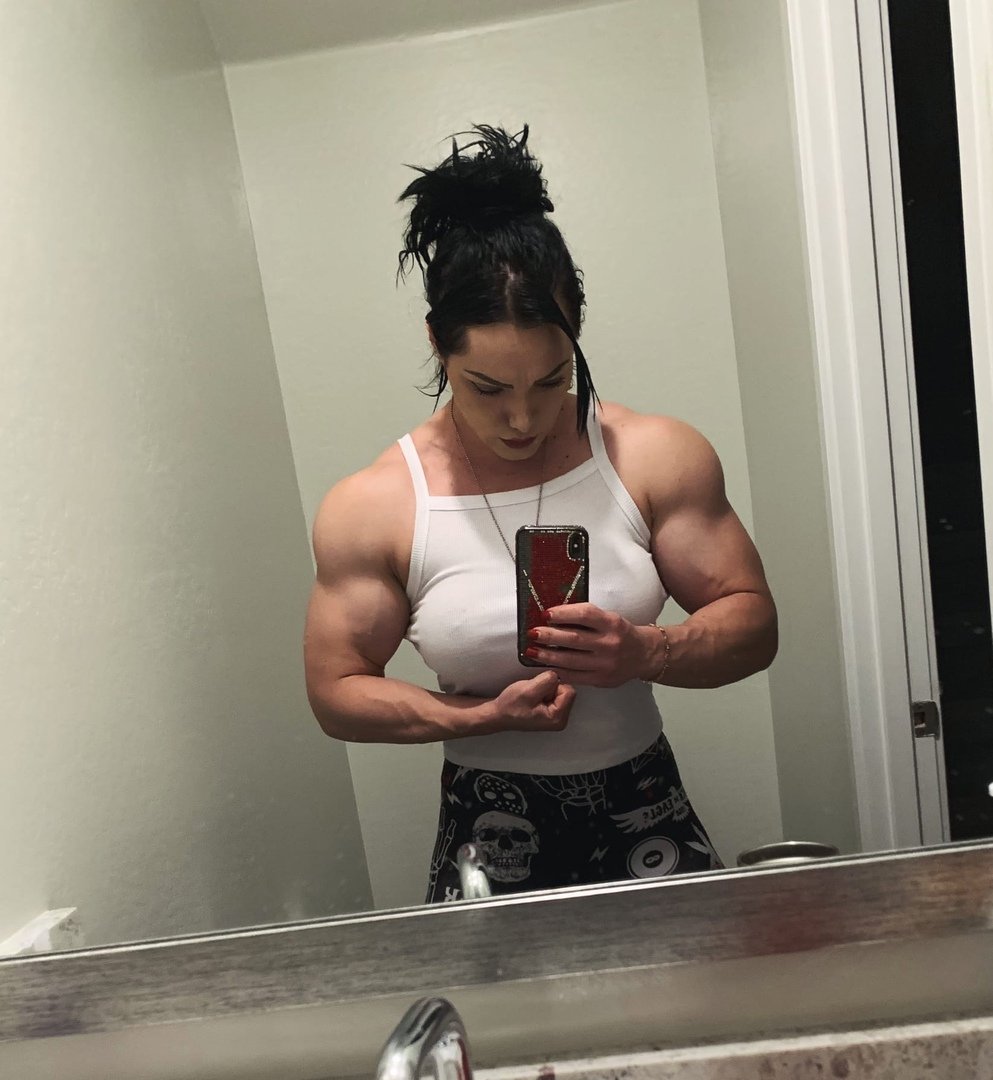 Natalya Kovaleva IFBB Pro