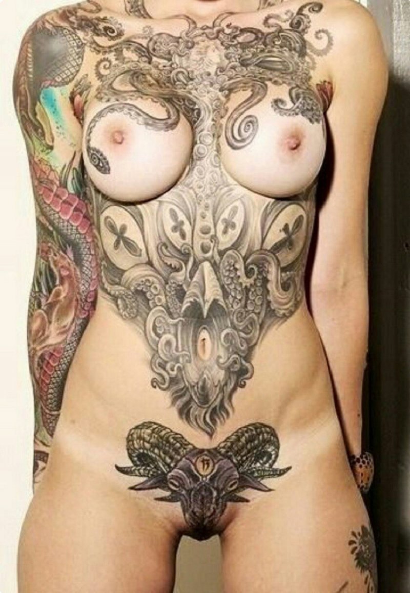 Women's intimate tattoo nude