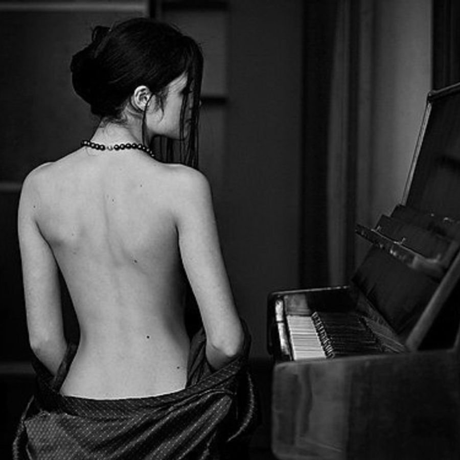 Women's back