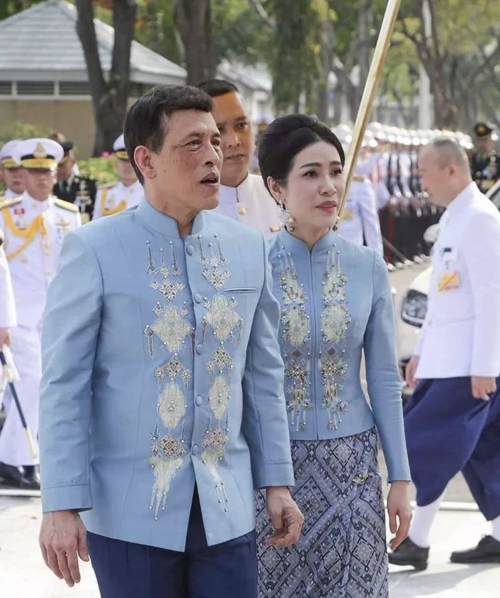 Sineenat wongvajirapakdi topless