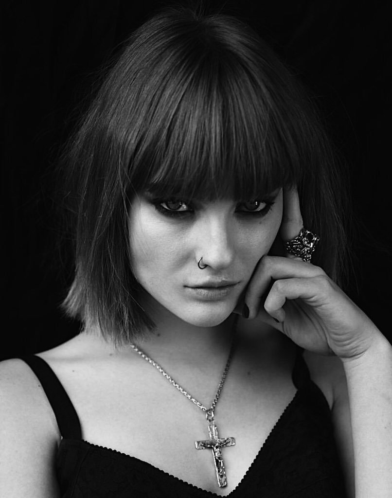 Victoria de Angelis Meseskin