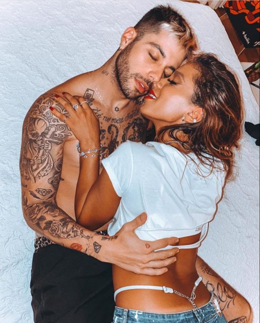 Anitta and Thiago