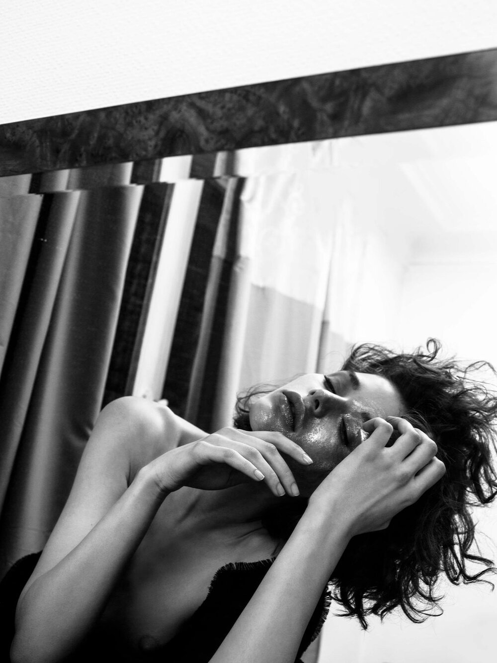 Renata Ri Nudes