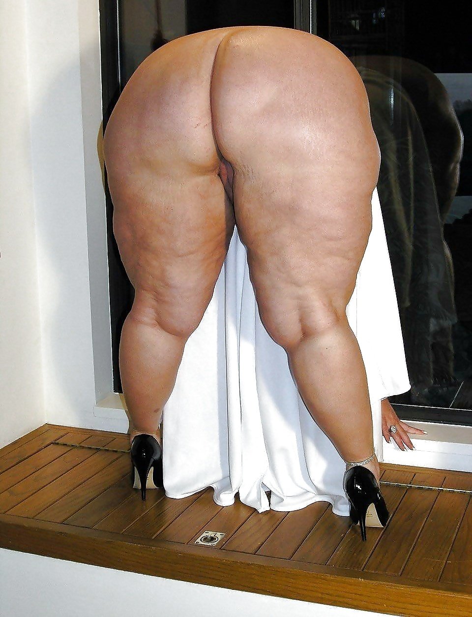 Blonde with thick straps
