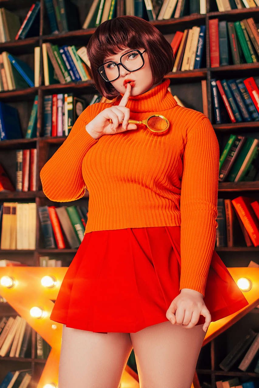 Mariah Mallad Velma