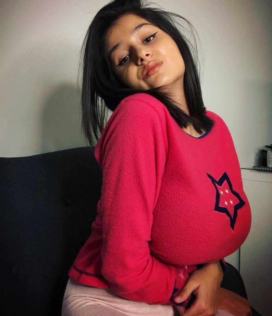 Julia Tica Pregnant