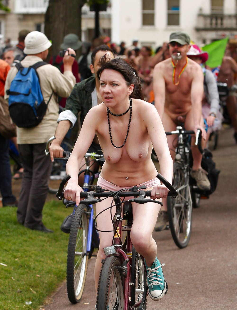 Naked marathoners of women