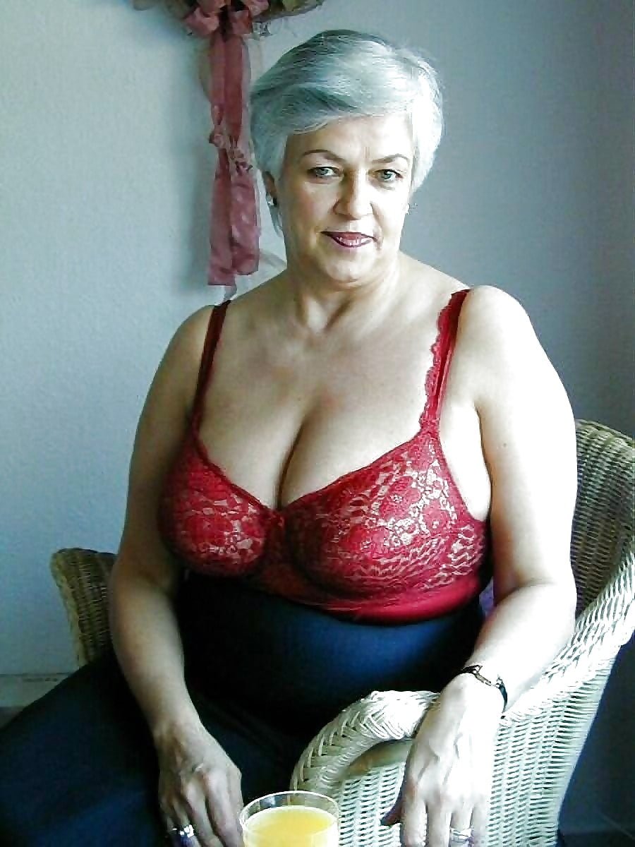 Old mature with big tits
