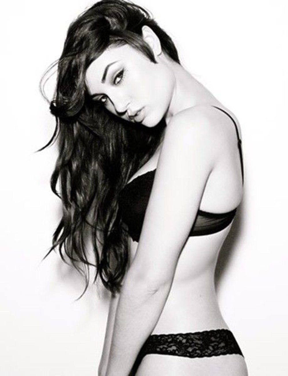 Sasha Frolova nude