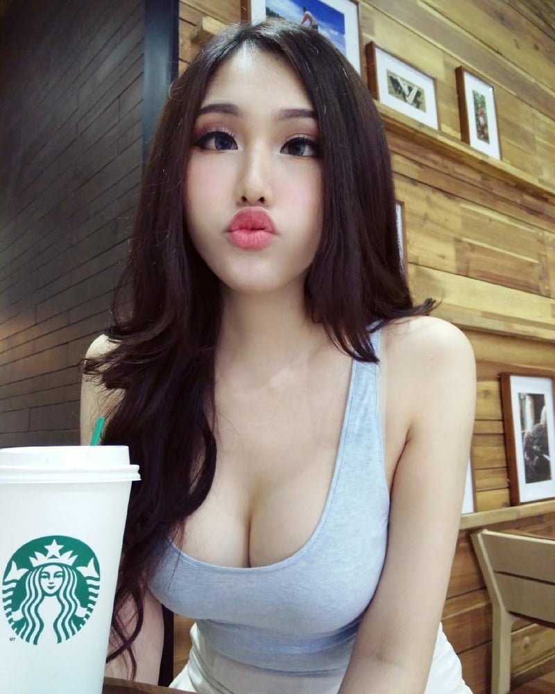 Shaking a smartphone Korean