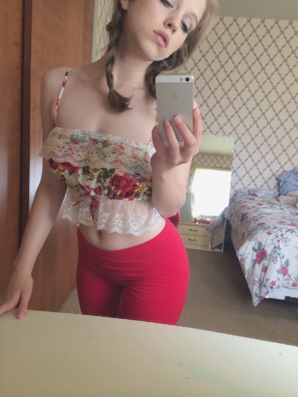 HANNAH HALLYSEM