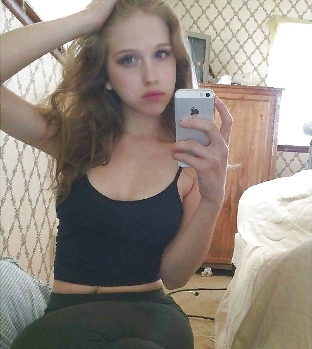 HANNAH HALLYSEM